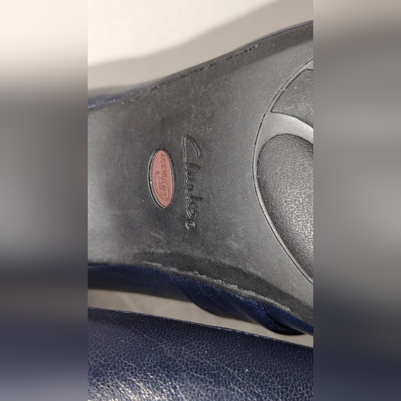 Clark's Everyday Comfort Navy Blue Mary Jane Pumps SZ 6M Office Heels Executive - Picture 16 of 16